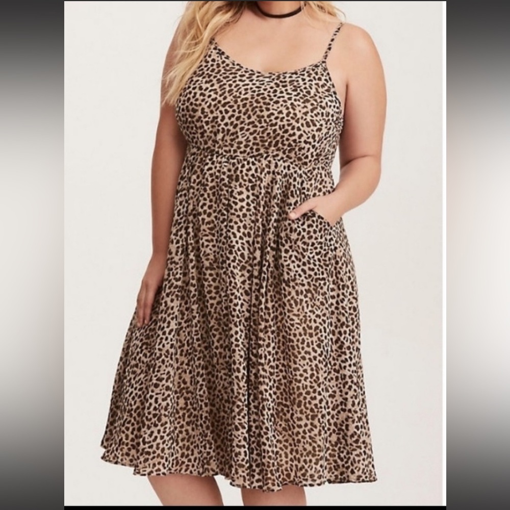 Torrid 1 cheetah leopard print chiffon dress w/ pockets